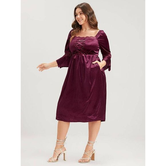 Bloomchic Halloween Velvet Bell Sleeve Dress - Picture 2 of 10